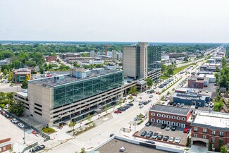 Plus de détails pour 555 S Old Woodward Ave, Birmingham, MI - Bureau/Médical, Bureau/Commerce de détail à louer