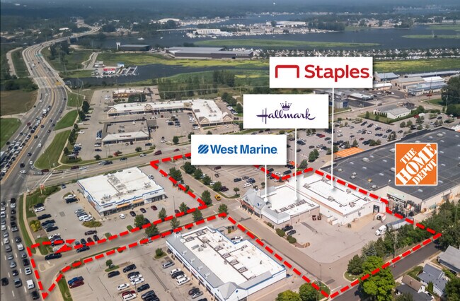 More details for 810-840 Jackson Ave, Grand Haven, MI - Retail for Sale