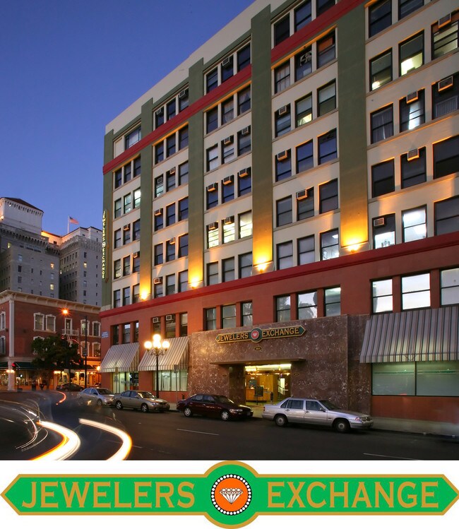 Plus de détails pour 861 6th Ave, San Diego, CA - Plusieurs types d'espaces à louer