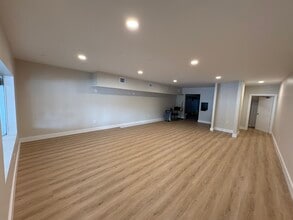 4318-4332 W El Prado Blvd, Tampa, FL à louer Photo intérieure- Image 2 de 2