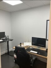 27 Pine St, New Canaan, CT for sale Interior Photo- Image 1 of 2