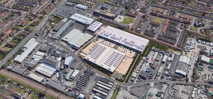 100-200 Enterprise East, Dagenham for lease Building Photo- Image 2 of 2