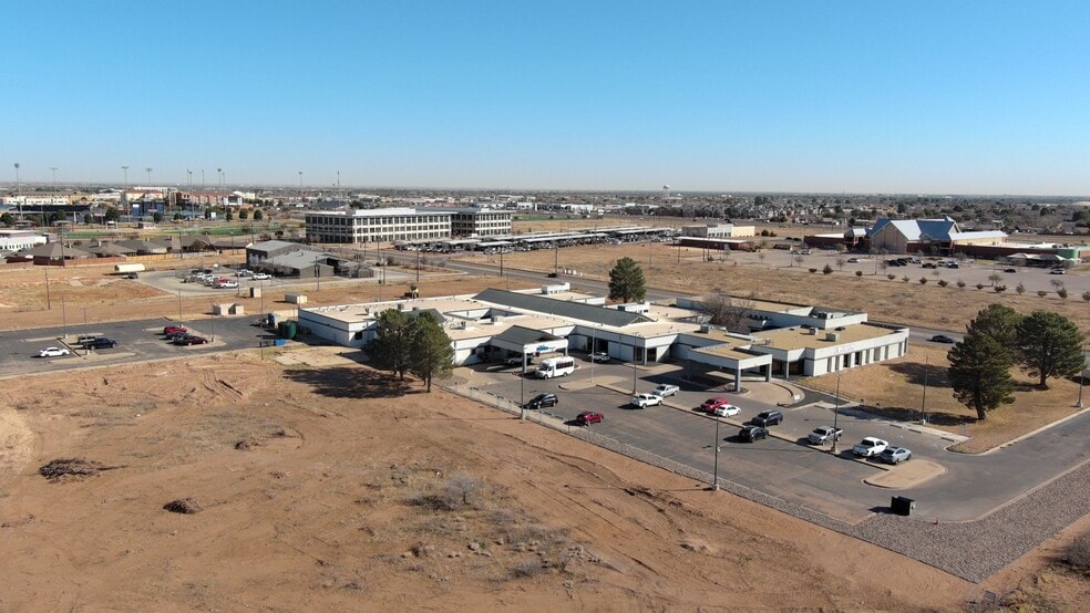 207 Tradewinds Blvd, Midland, TX for lease - Building Photo - Image 1 of 7