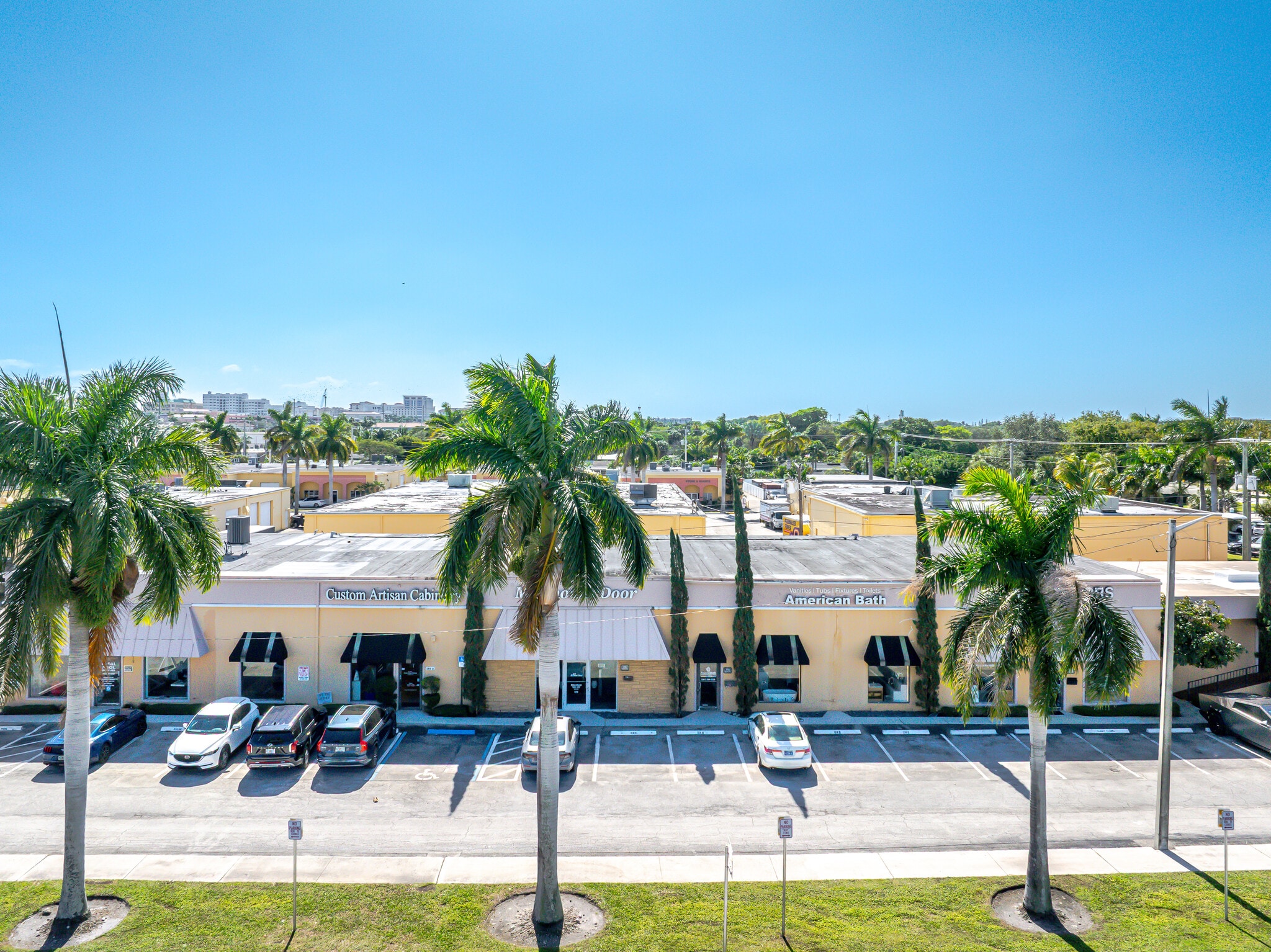 182 Glades Rd, Boca Raton, FL for lease Primary Photo- Image 1 of 26
