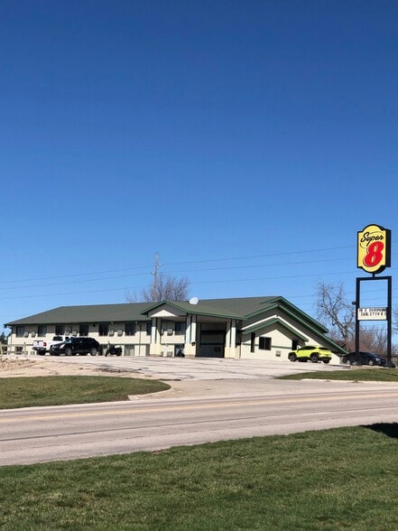 1757 N US Highway 71, Carroll, IA à vendre - Photo du bâtiment - Image 2 de 14