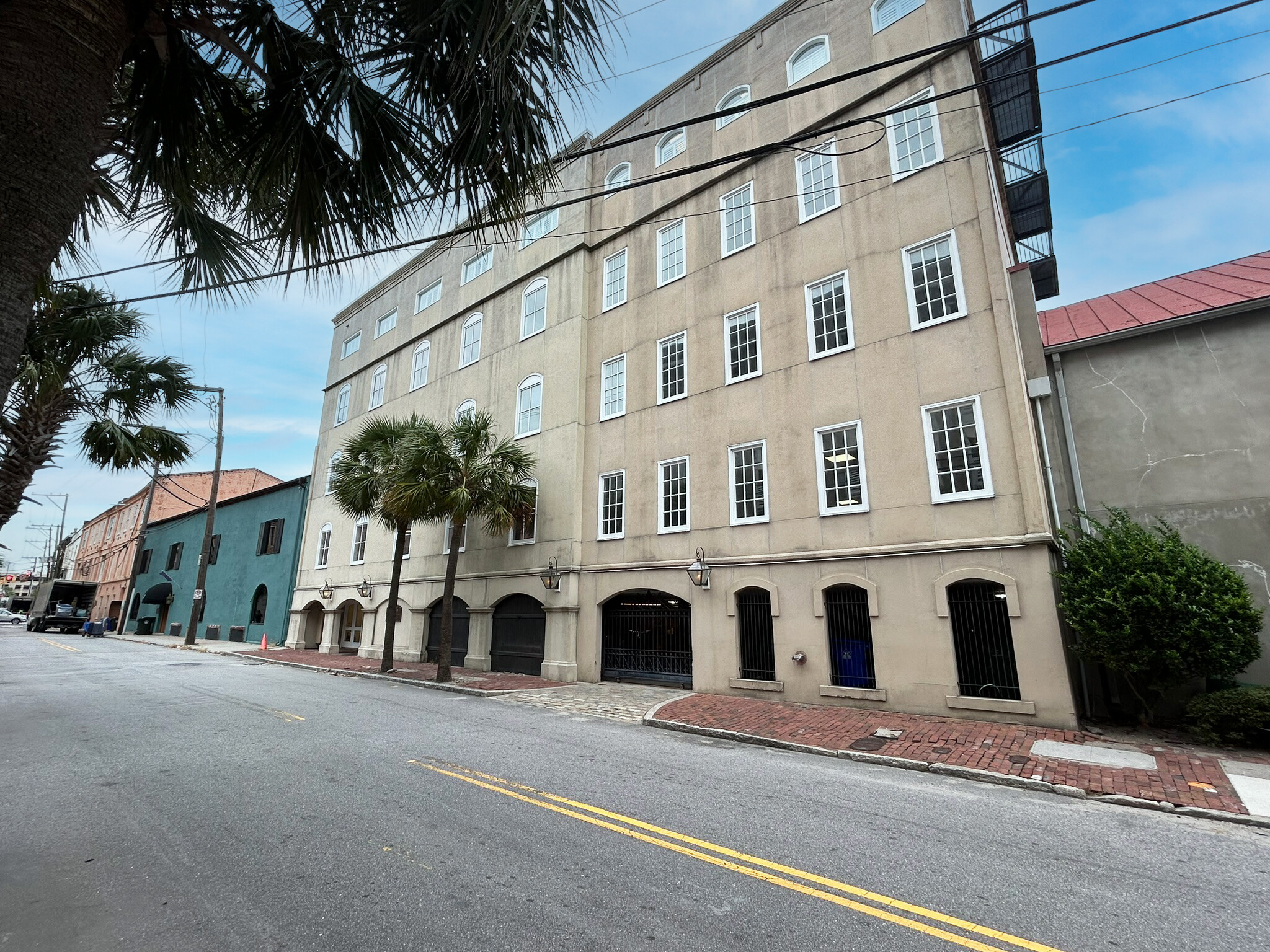 2 Cumberland St, Charleston, SC à louer Photo du bâtiment- Image 1 de 7