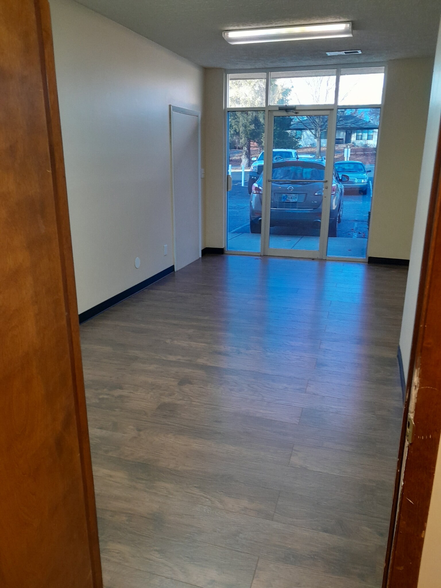 5555 N Tacoma Ave, Indianapolis, IN for lease Interior Photo- Image 1 of 5