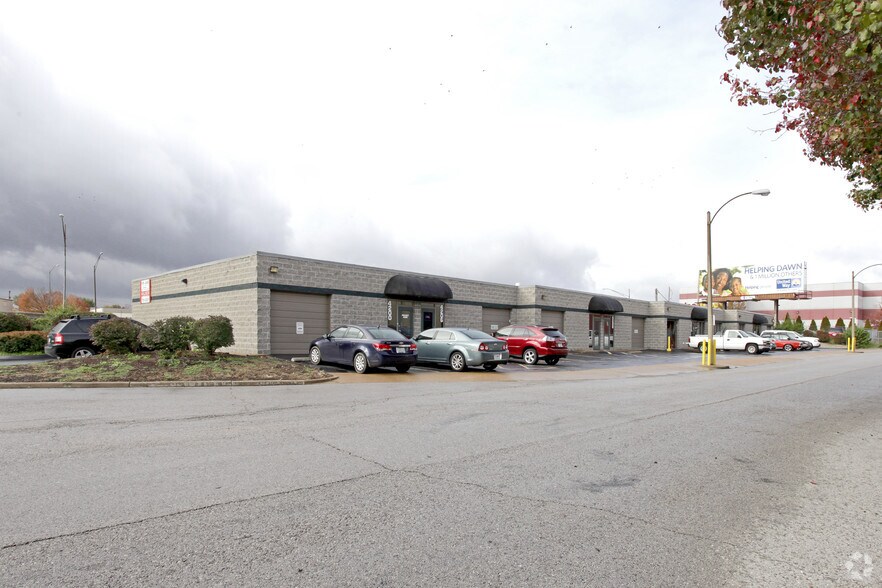 4200-4220 Sarpy Ave, Saint Louis, MO à louer - Photo du bâtiment - Image 2 de 4