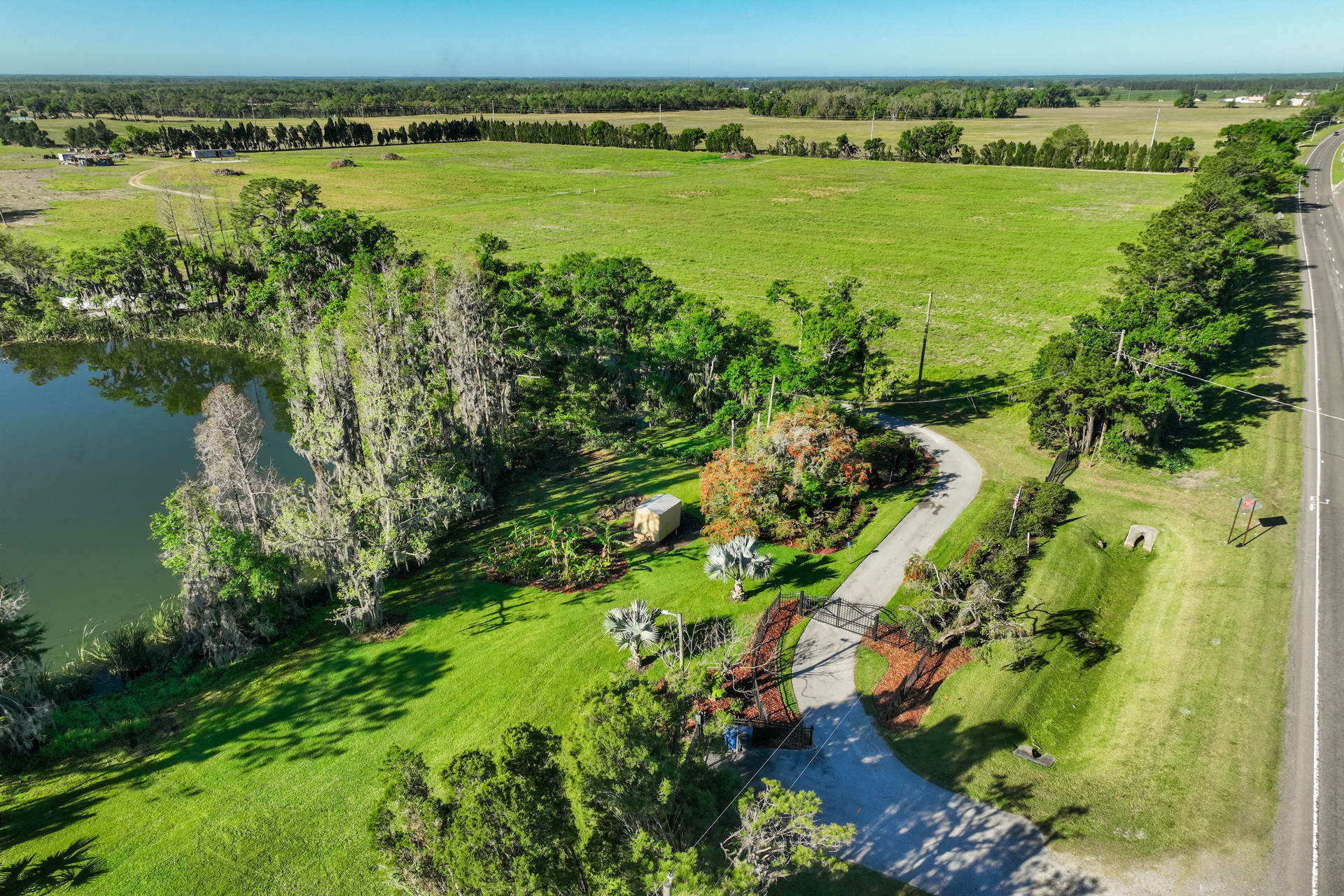 701 E State Road 60, Plant City, FL for sale Primary Photo- Image 1 of 94