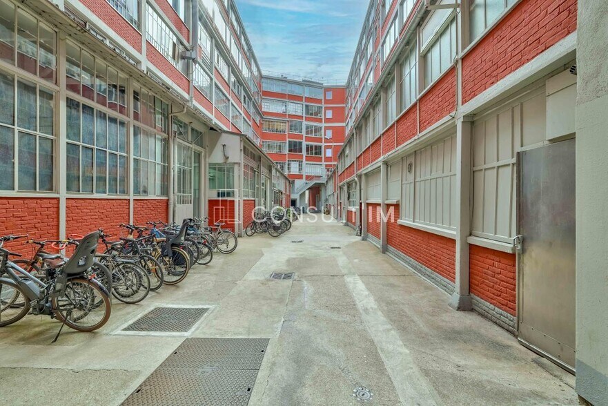 Bureau dans Paris à vendre - Photo du bâtiment - Image 3 de 6