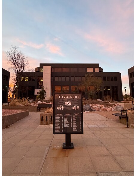 6000 E Evans Ave, Denver, CO à louer - Photo du bâtiment - Image 3 de 16
