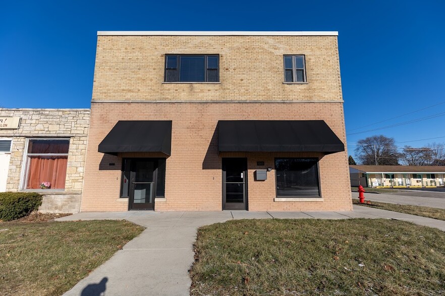 9300 W Ogden Ave, Brookfield, IL for lease - Building Photo - Image 1 of 24