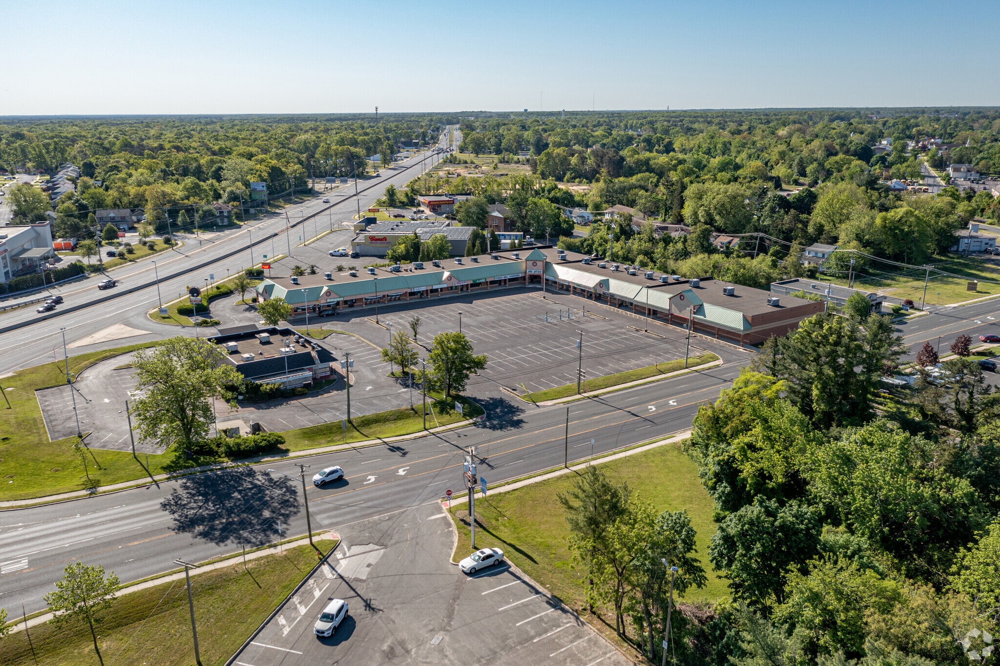 2 S Route 73 Hwy, Berlin, NJ for lease Primary Photo- Image 1 of 17