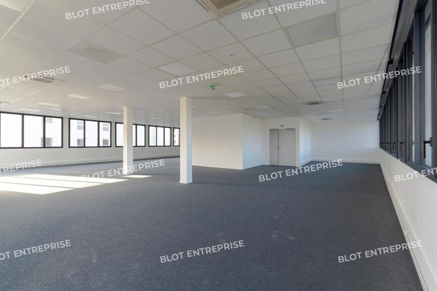 Rue Des Batignolles - Infinity, Nantes à louer - Photo du bâtiment - Image 3 de 15