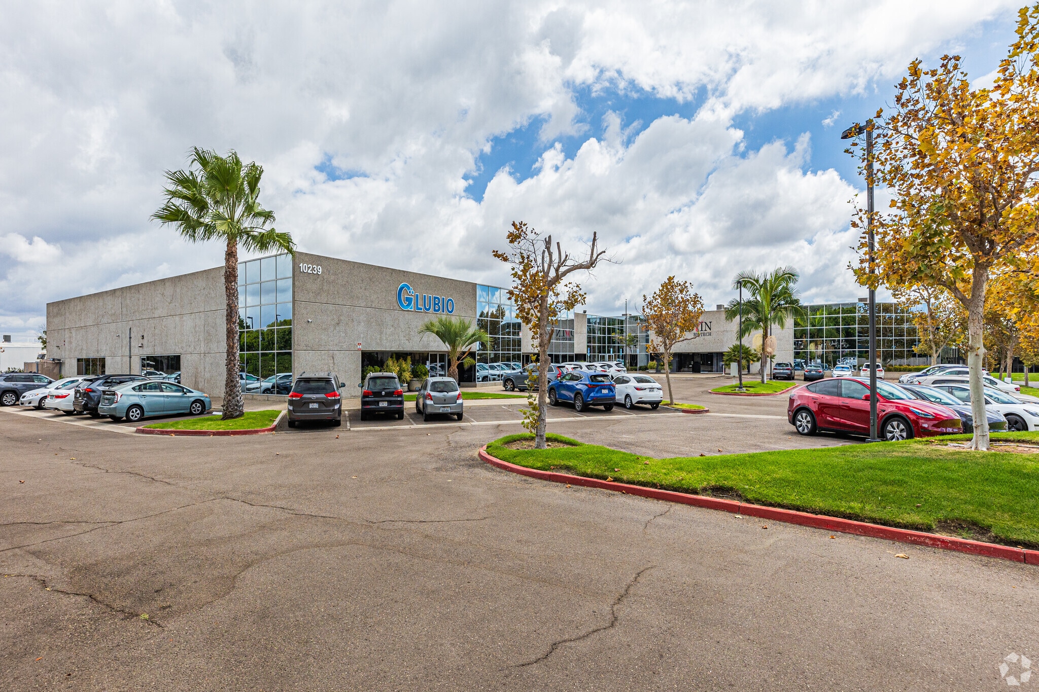 10237-10239 Flanders Ct, San Diego, CA for lease Primary Photo- Image 1 of 7