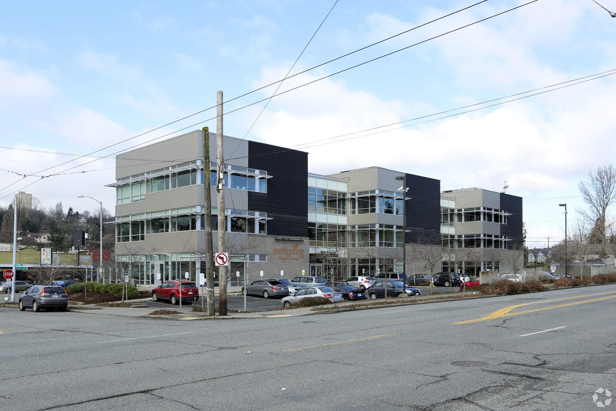 1900 Rainier Ave S, Seattle, WA for sale Primary Photo- Image 1 of 4