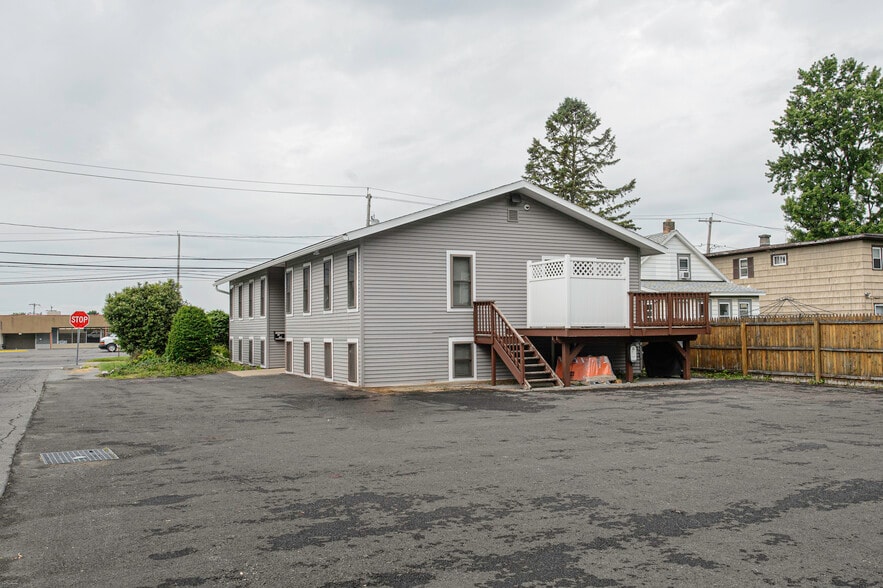 2500 Brewerton Rd, Mattydale, NY for lease - Building Photo - Image 3 of 18