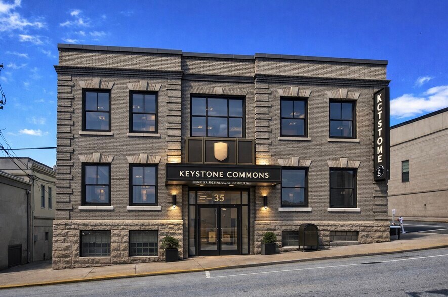 35 W Pittsburgh St, Greensburg, PA à vendre - Photo du bâtiment - Image 2 de 14