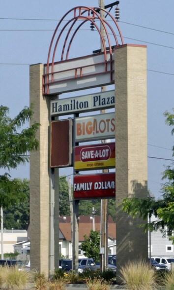 2250-2600 Dixie Hwy, Hamilton, OH à louer - Photo de l’enseigne - Image 3 de 10