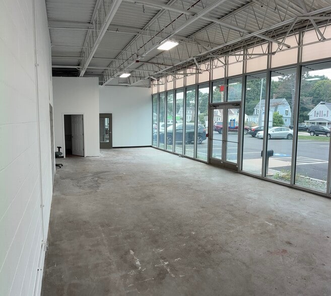 145 Union St, Holbrook, MA for lease - Building Photo - Image 3 of 18