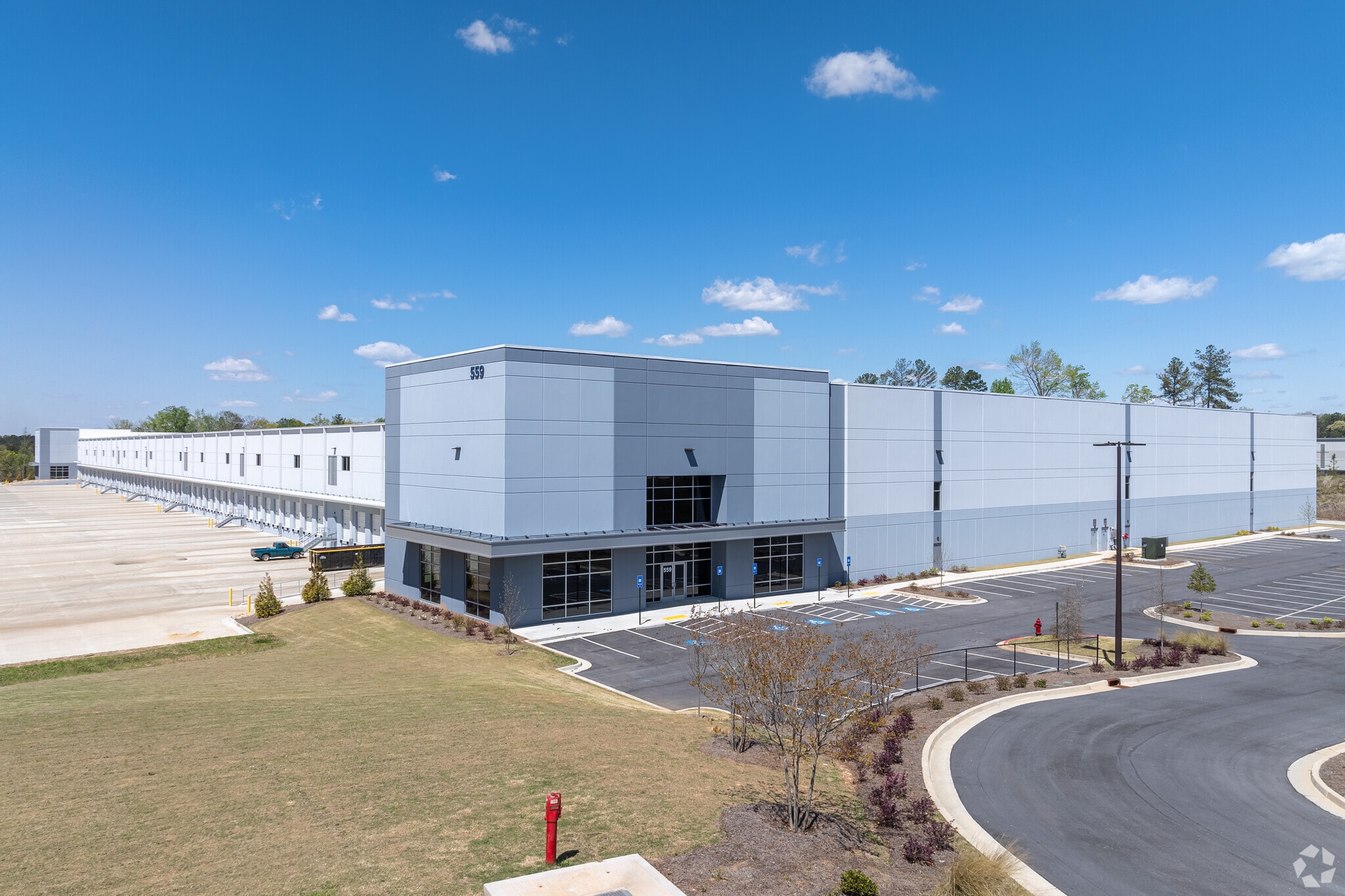 400 Jerry Steele Ln, McDonough, GA for lease Primary Photo- Image 1 of 12