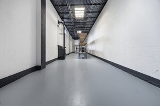 173 Amboy Rd, Morganville, NJ for lease Interior Photo- Image 1 of 11