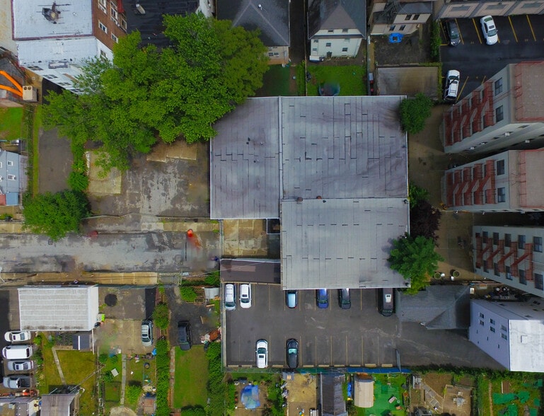 18 Morris Pl, Yonkers, NY for sale - Aerial - Image 3 of 5