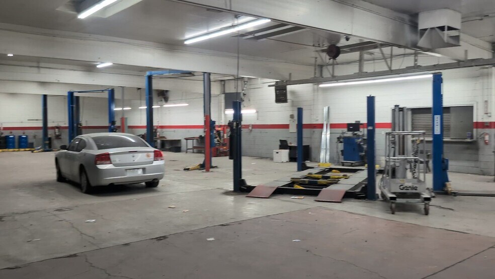 3024 Fremont St, Las Vegas, NV à louer - Vidéo sur l’inscription commerciale - Image 2 de 10