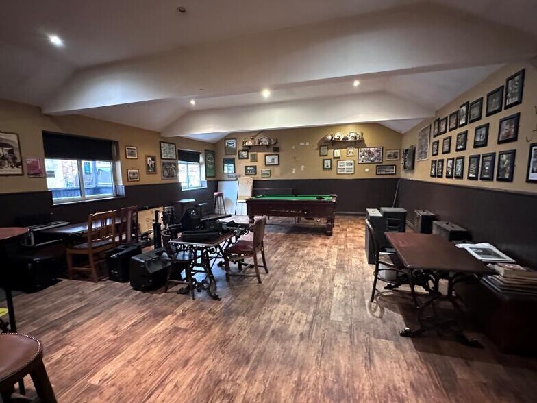 59-61 Holyhead Rd, Coventry à vendre - Photo intérieure - Image 2 de 3