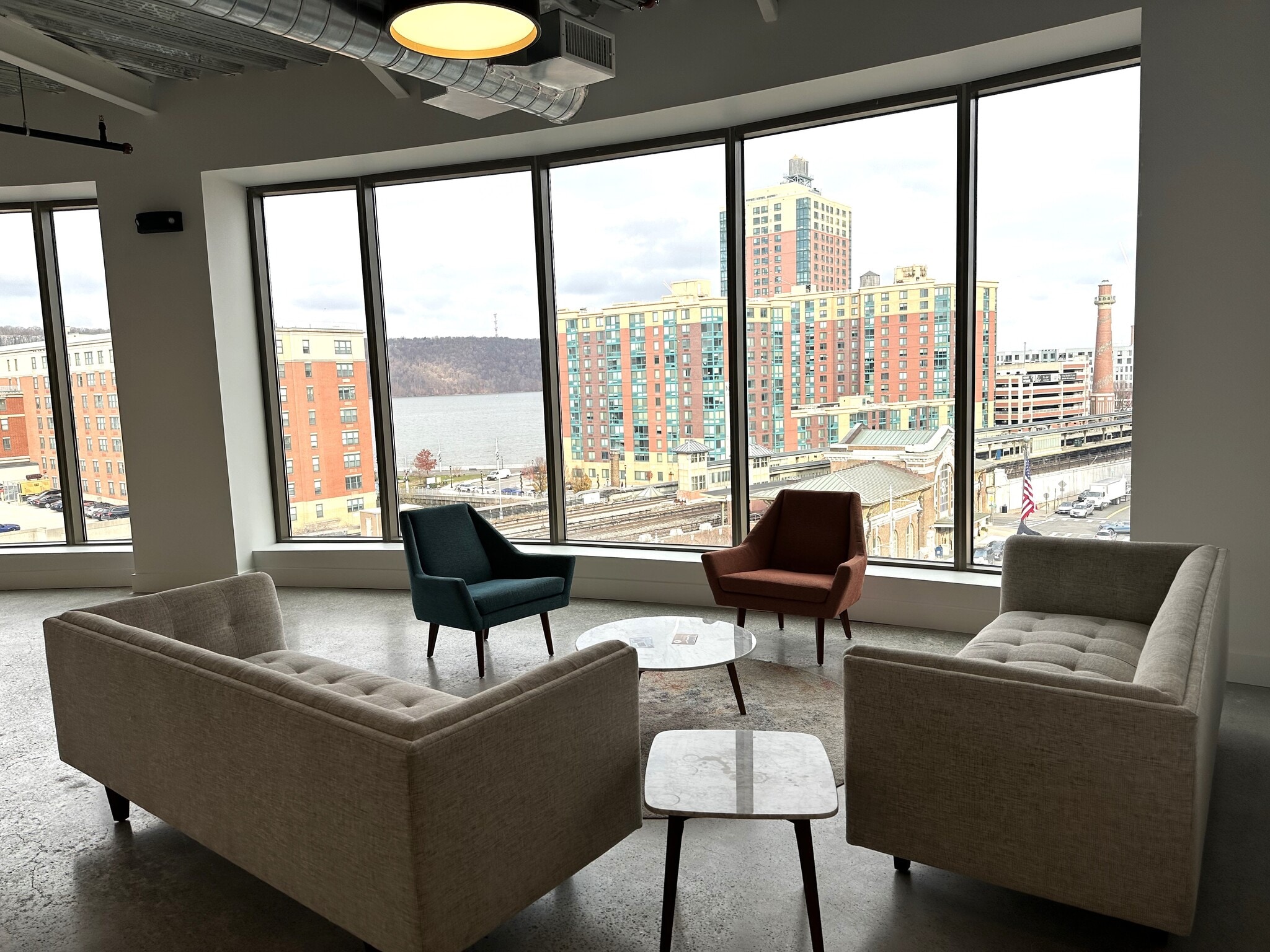 86 Main St, Yonkers, NY for lease Interior Photo- Image 1 of 4