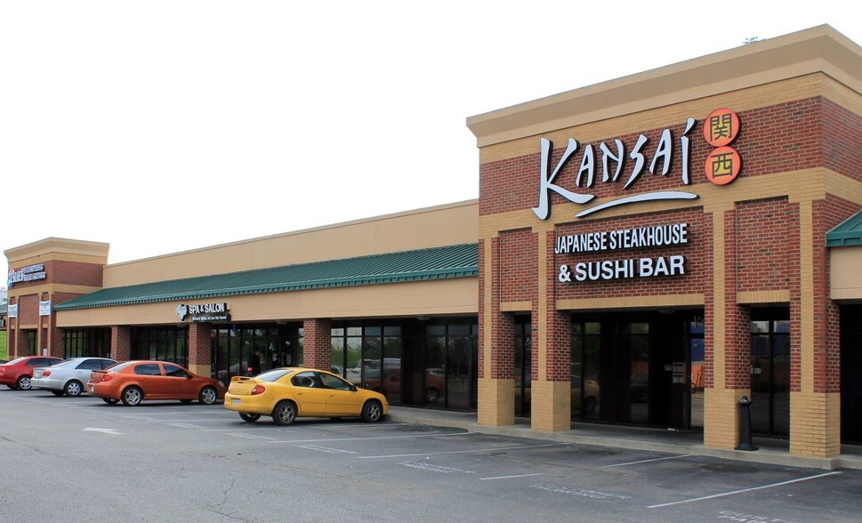 1370 Veterans Pky, Clarksville, IN à louer - Photo du bâtiment - Image 2 de 8