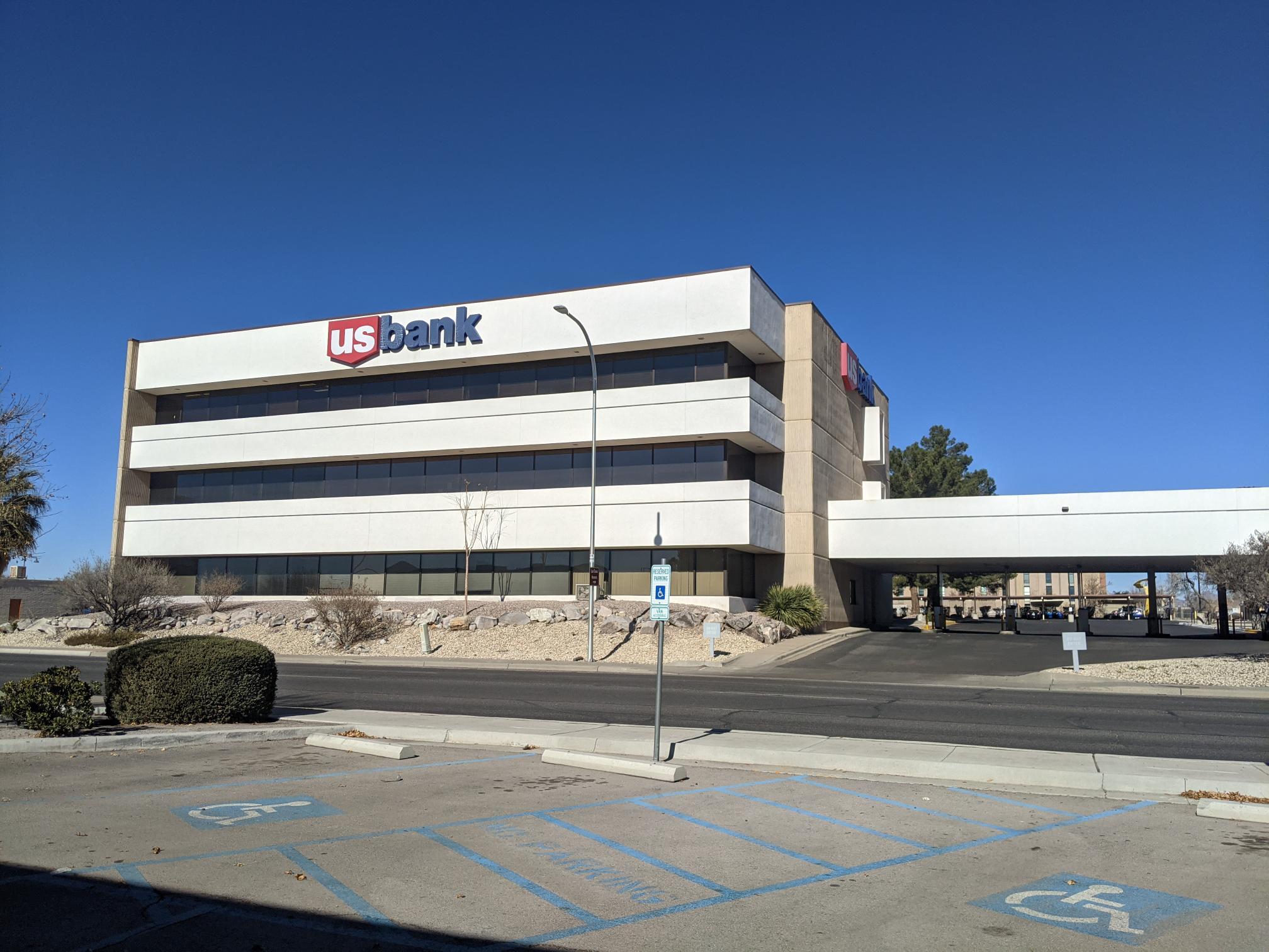 277 E Amador Ave, Las Cruces, NM for lease Primary Photo- Image 1 of 11