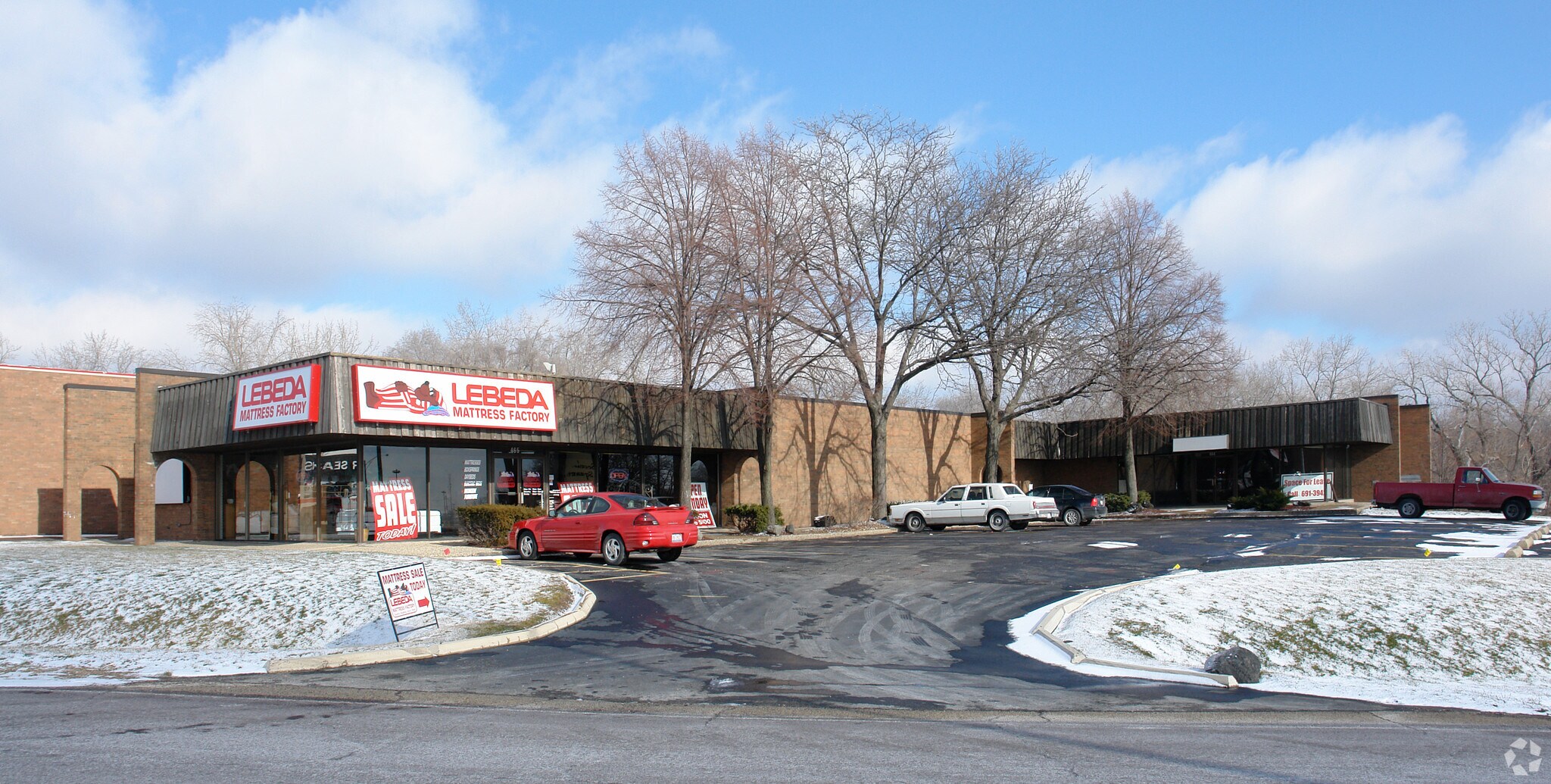 4640-4650 Brandywine Dr, Peoria, IL for lease Primary Photo- Image 1 of 6