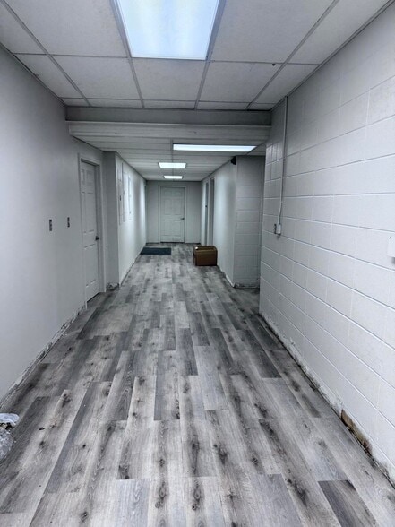 6633 U S Highway 49, Hattiesburg, MS for lease - Interior Photo - Image 3 of 7