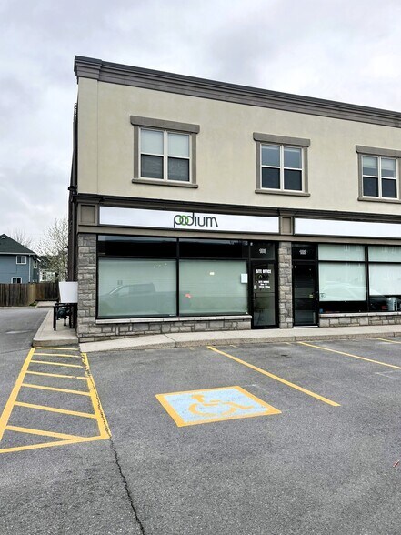 572-574 Princess St, Kingston, ON à louer - Photo principale - Image 1 de 7