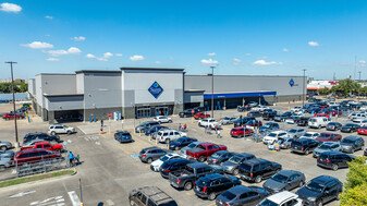 Rare Sam's Club Asset- Trophy Dallas Area - Parc de stationnement couvert