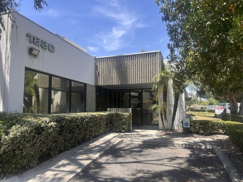 1830 Commercenter East, San Bernardino, CA for lease - Primary Photo - Image 1 of 35