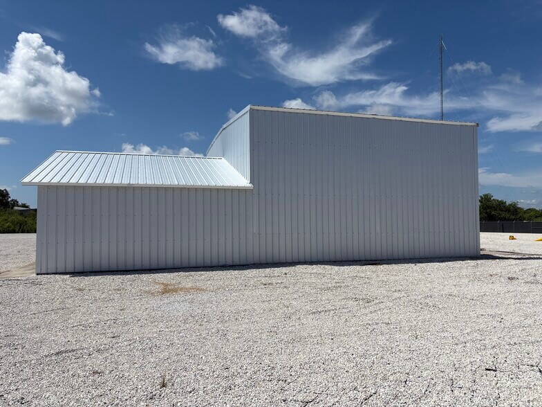2655 Parrish Rd, Cocoa, FL à louer - Photo du bâtiment - Image 3 de 4