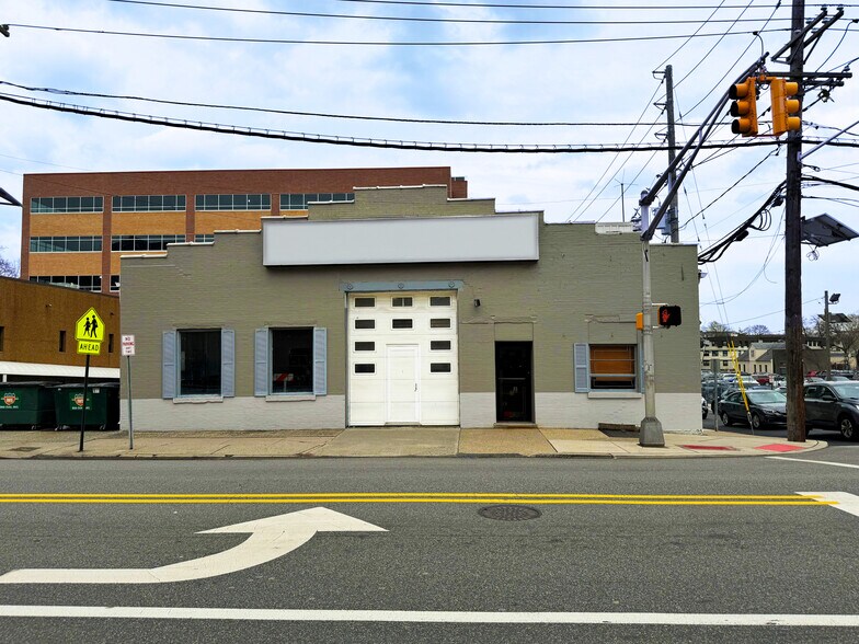 96 1st St, Hackensack, NJ à vendre - Photo du bâtiment - Image 1 de 3