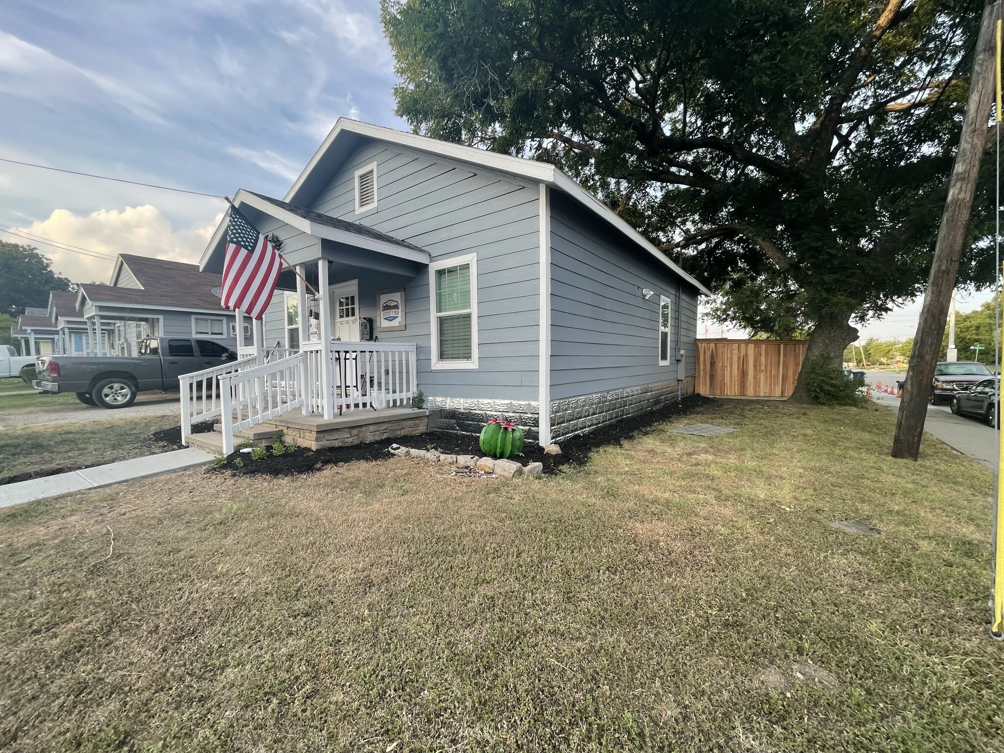 702 N Tennessee St, McKinney, TX for sale Primary Photo- Image 1 of 5