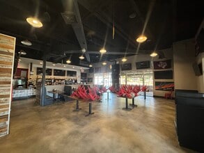 11905 Bee Caves Rd, Austin, TX for lease Interior Photo- Image 2 of 3