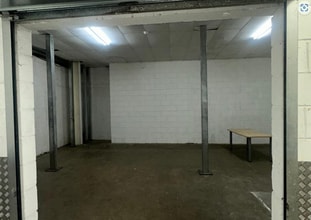 2 Cowgate Rd, Greenford à louer Photo intérieure- Image 1 de 1