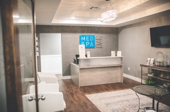 370 Route 35 S, Red Bank, NJ for sale Interior Photo- Image 2 of 12