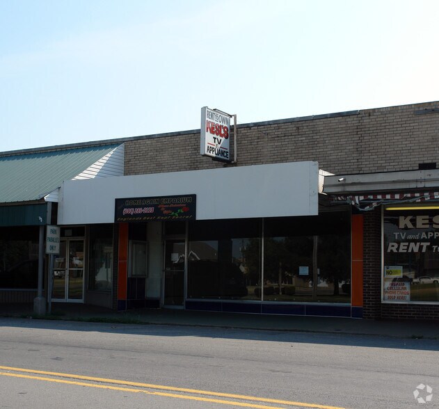 109 S Main St, England, AR à vendre - Photo du bâtiment - Image 2 de 8