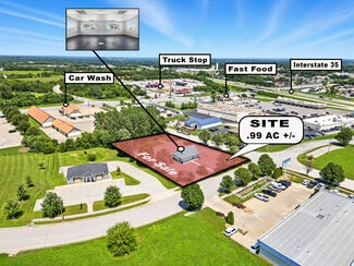 More details for 700 N Country Ave, Kearney, MO - Retail for Sale