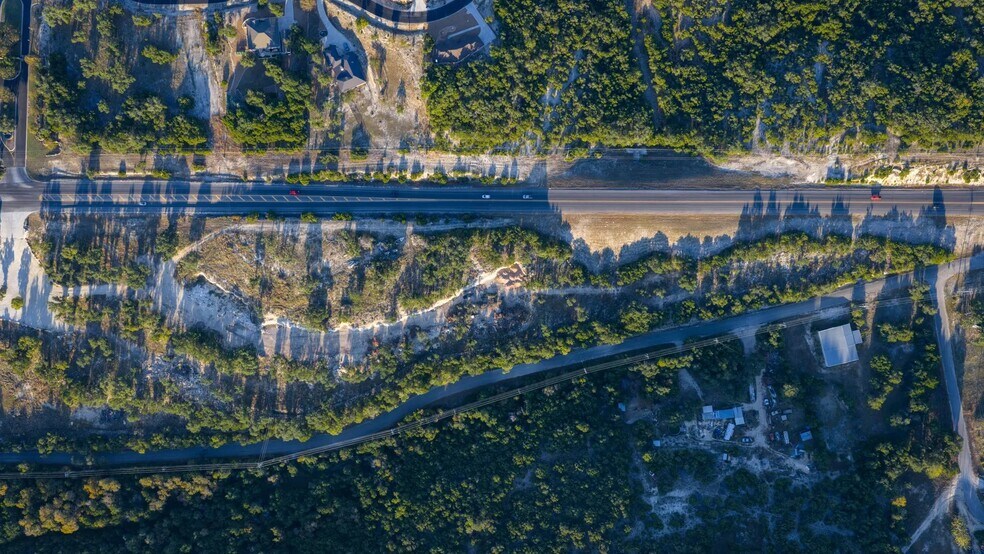 9089 FM 2673, Canyon Lake, TX for sale - Primary Photo - Image 1 of 43