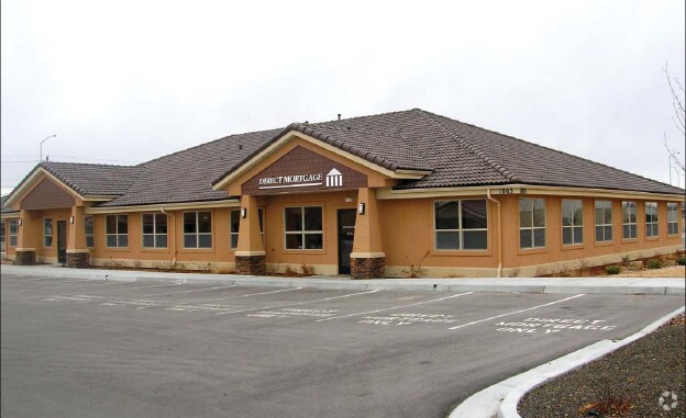 1003 S Allante Pl, Boise, ID à louer - Photo du bâtiment - Image 2 de 11