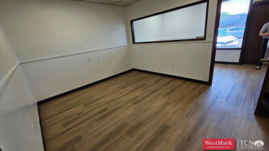 2315 50th St, Lubbock, TX for lease Interior Photo- Image 2 of 4