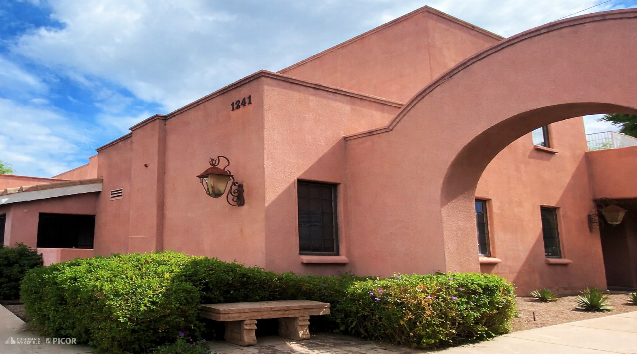 1241 N Wilmot Rd, Tucson, AZ à vendre Photo principale- Image 1 de 8