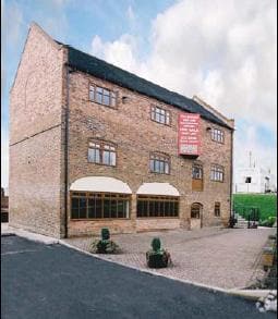 Kingsbury, Kingsbury for sale - Primary Photo - Image 1 of 2